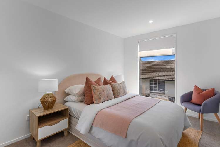 3/15 Donald Place Merivale_8
