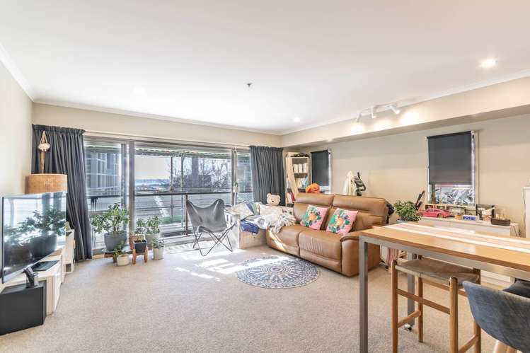 3F/1 Emily Place_1