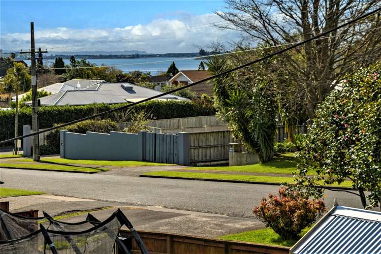 38 Smiths Road Matua_26