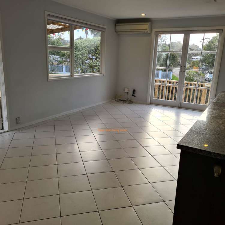 54 Captain Scott Road Glen Eden_3