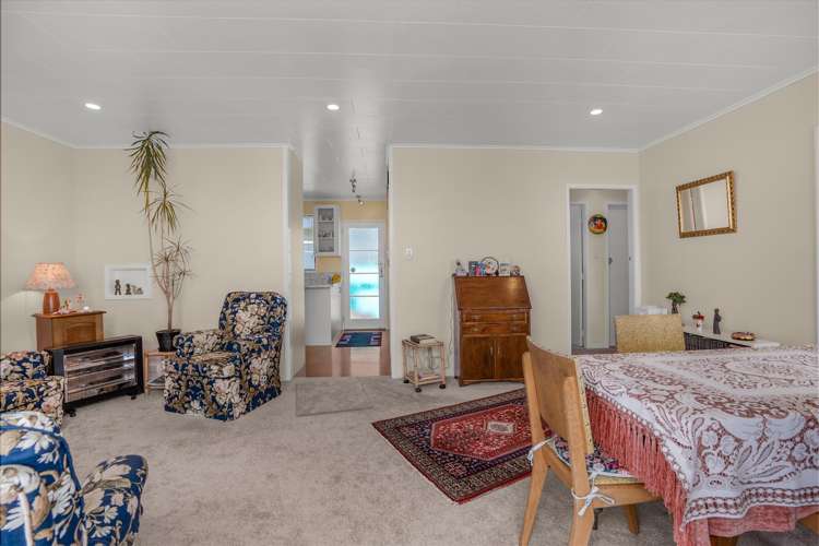 68A Gurney Road Kelson_6