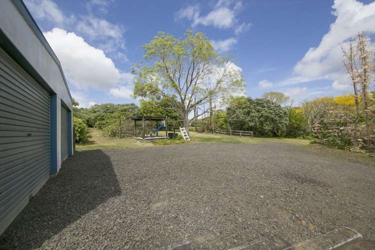 839 Ridge Road Riverhead_19