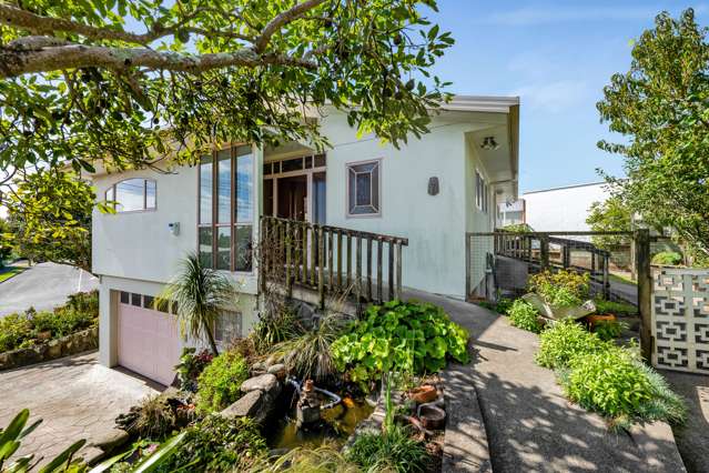 64 Waiwaka Terrace Strandon_2