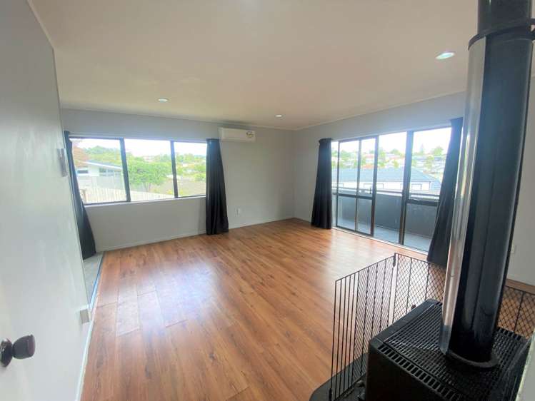 75A Rosier Road Glen Eden_4