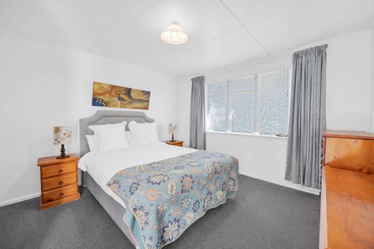 4 Buchanan Place Hawera_8
