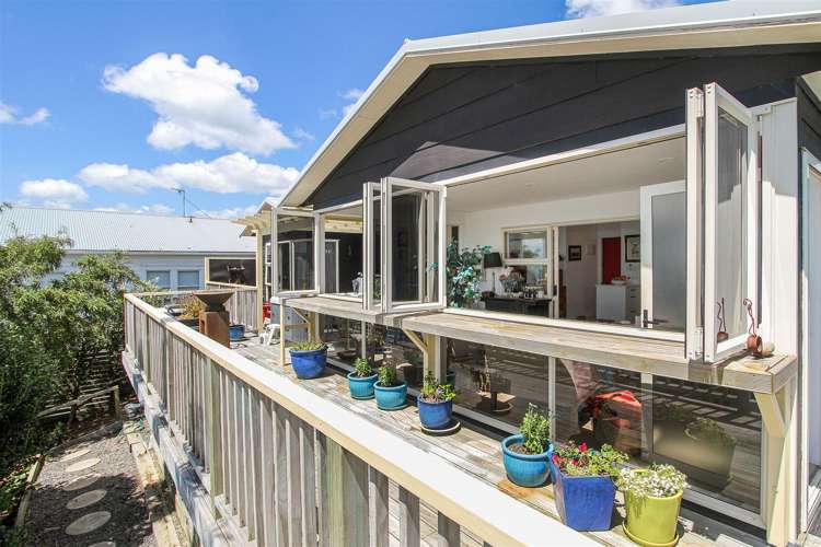 28 Crispe Road Clarks Beach_4