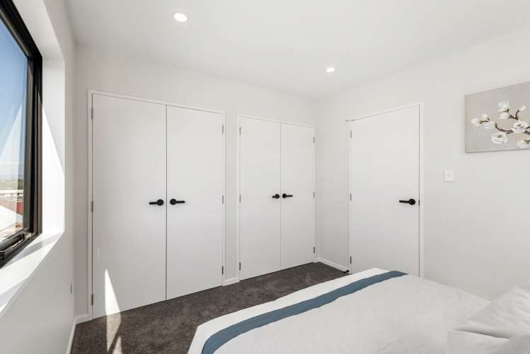 9/1b Egremont Street Belmont_17