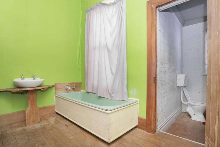 39 Cook Street Tolaga Bay_8