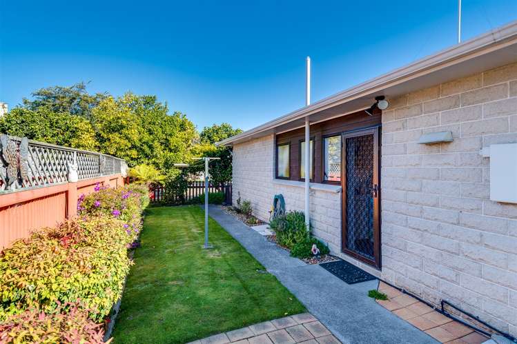 55a Riverbend Road Onekawa_15
