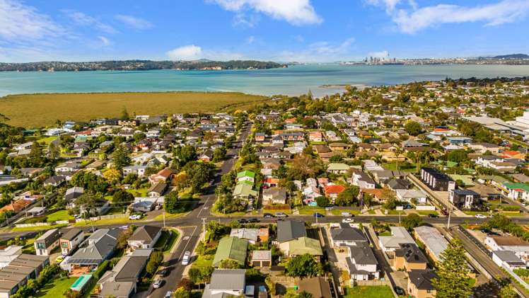 805 Te Atatu Road Te Atatu Peninsula_17