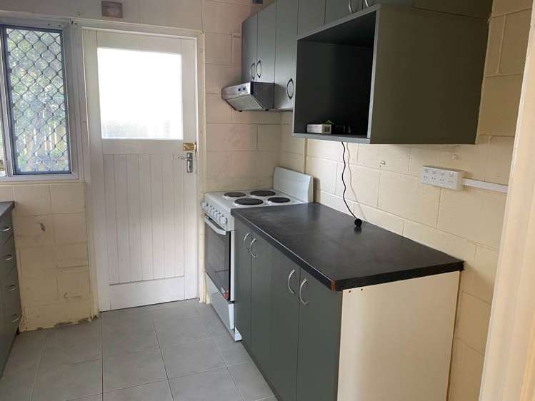 2/7 Cebalo Place Mount Wellington_5