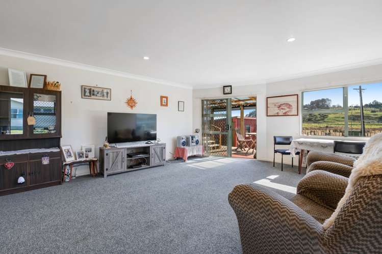 4/12 Miro Street Helensville_11