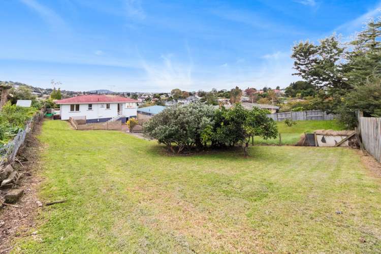 137 Methuen Road New Windsor_16