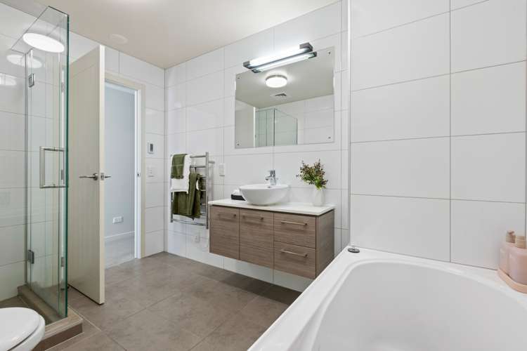 60 Eaves Bush Parade Orewa_16