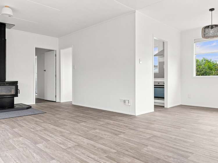 27 Penton Road Stanmore Bay_5