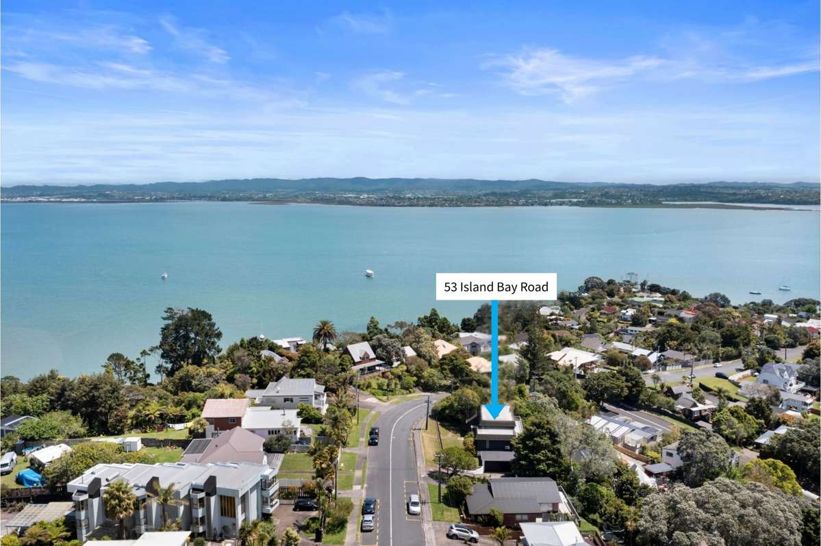 53 Island Bay Road_1