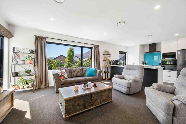 2 Collie Road Jacks Point_11