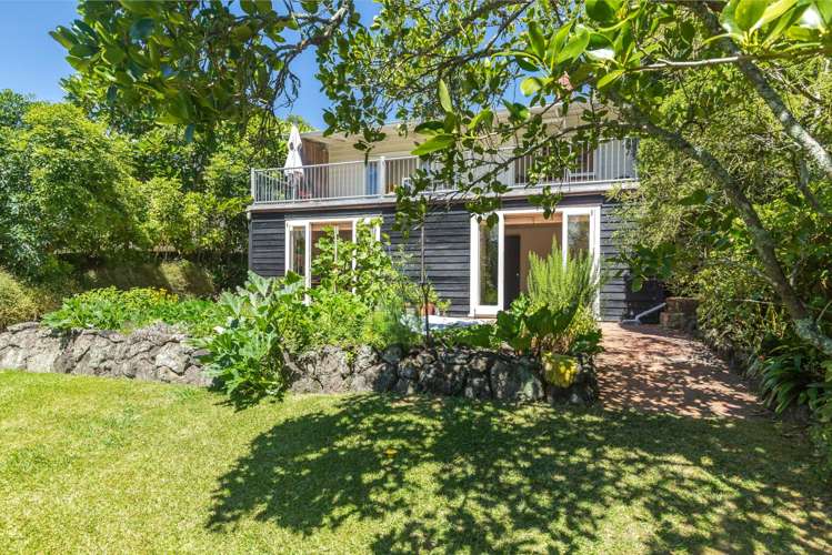 6 Waterview Road Stanley Point_45