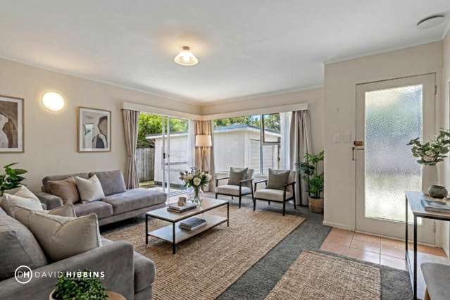 2/16 Mannering Place Hillcrest_2