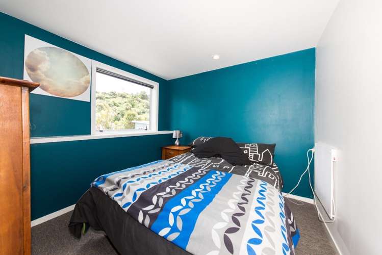 31 Foster Avenue Huia_22