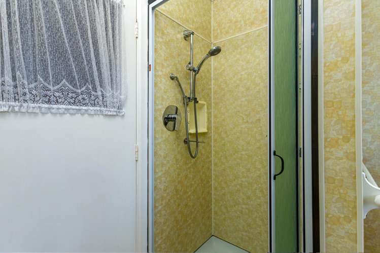 51 Davis Crescent Netherby_13