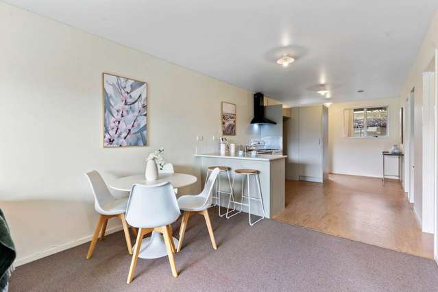 1/242 Great North Road Henderson_4