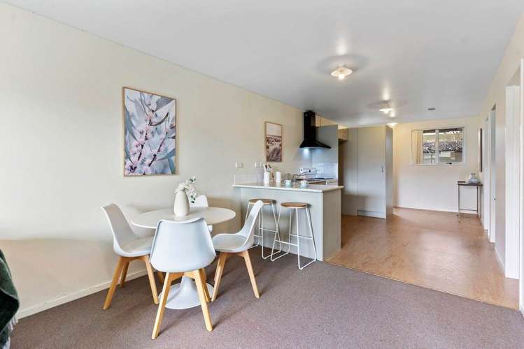 1/242 Great North Road Henderson_4