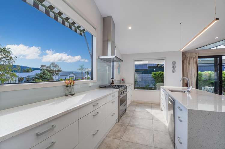 1 Topping Place Whitianga_11