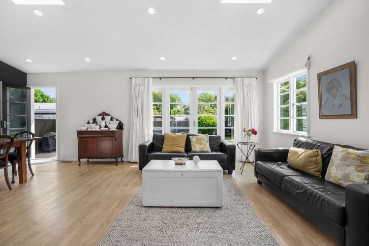 7 Military Road Boulcott_9