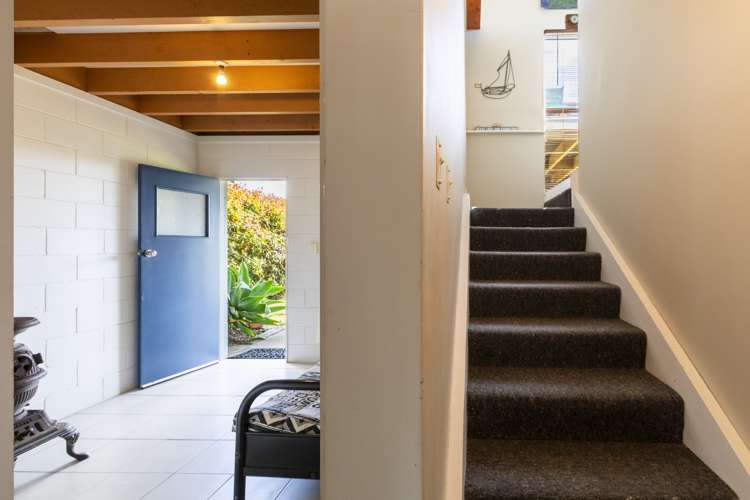 14 Puketauhinu Place Porangahau_10