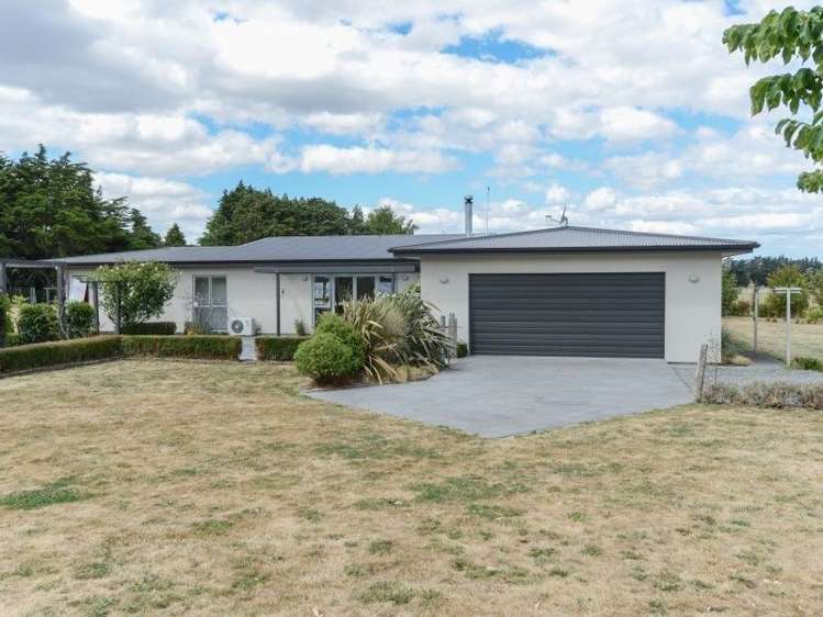 78a White Road Otane_16