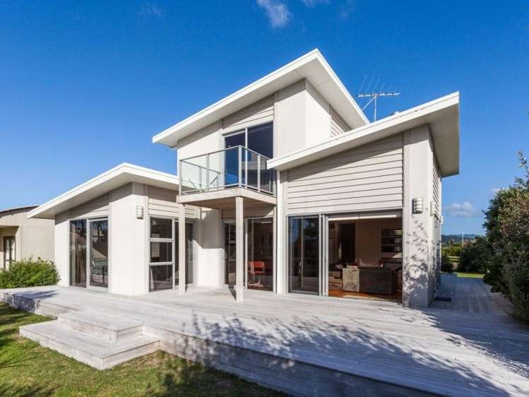 124 Sands Crescent Matarangi_0