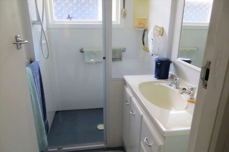 12a Burgess Street Te Aroha_11