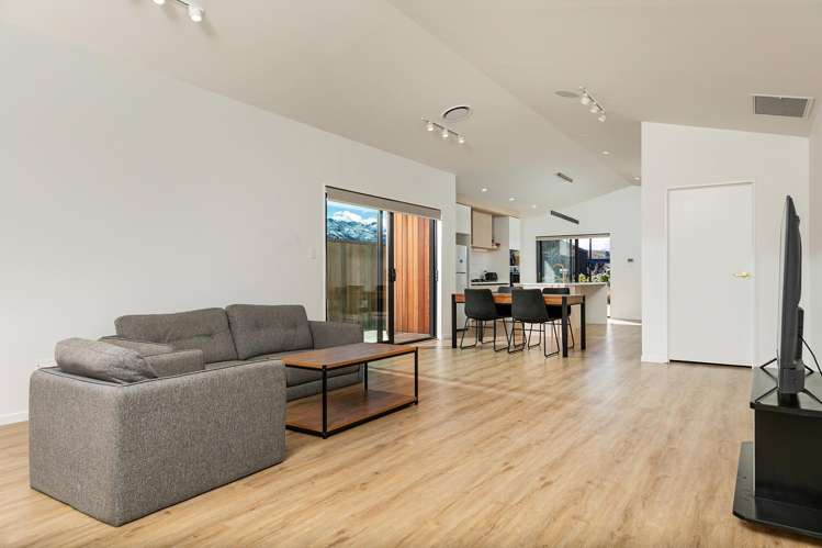 23 Wooing Tree Avenue Cromwell_9