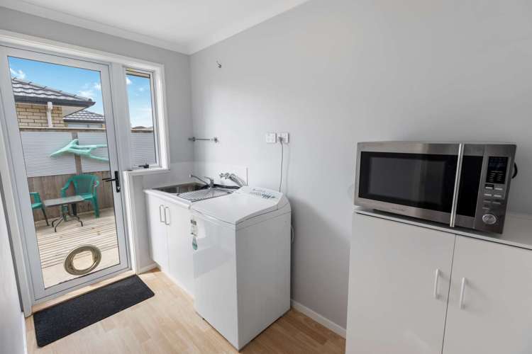 20 Simon Street Tawhero_18