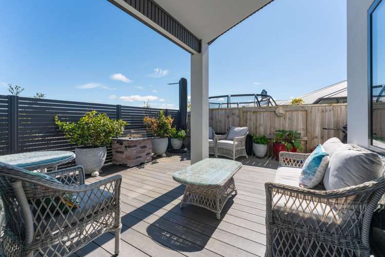 1 Makomako Crescent Wharewaka_2