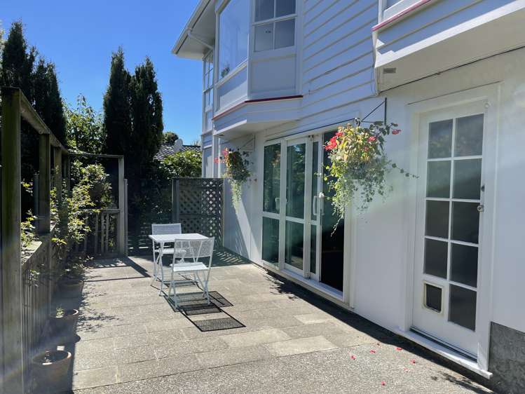 2 Parklands Drive Karori_19