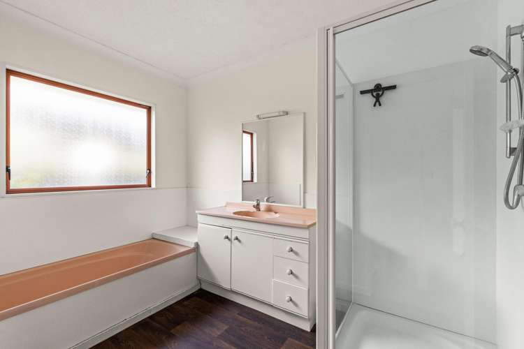 16 Knightsbridge Place Taradale_19