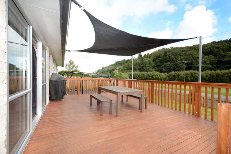 38 Irvine Street Lawrence_20