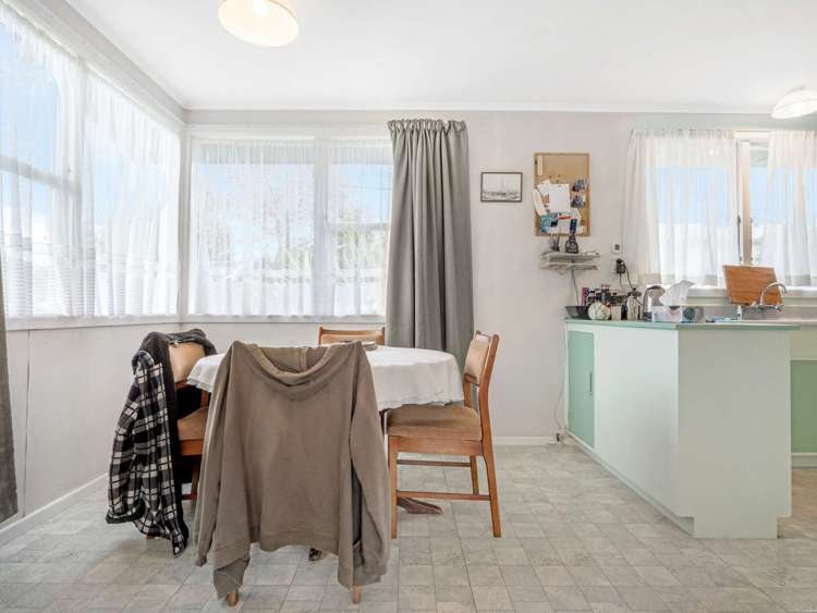 20 Pedlar Street Mangakakahi_9