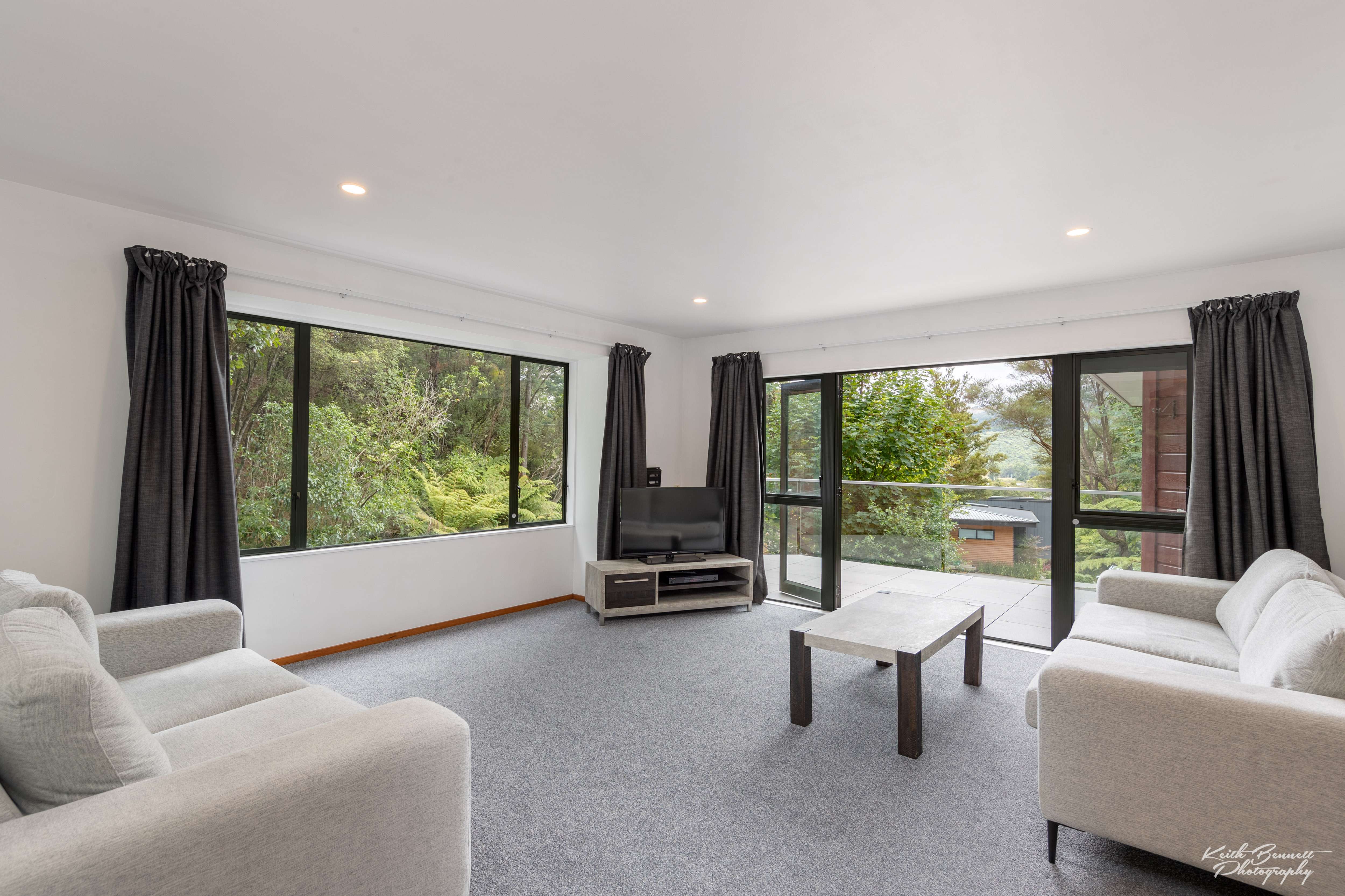 12C Chatsworth Road Silverstream Upper Hutt City Houses for Sale