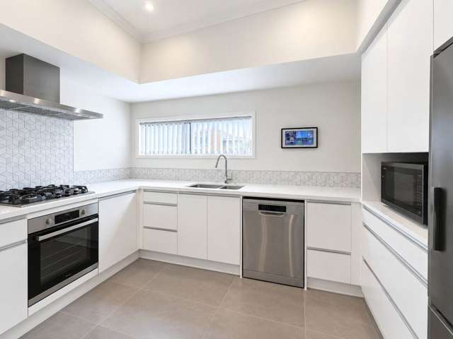 Lovely Living in Long Bay