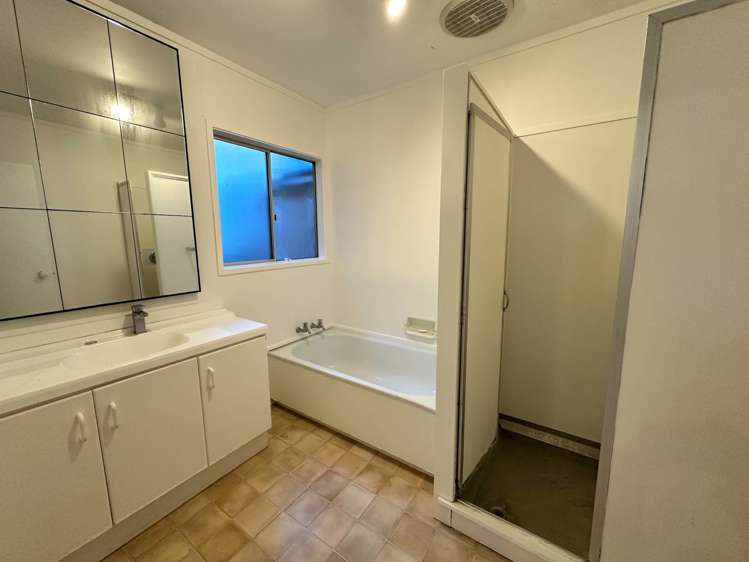 Paritai Drive Orakei_12