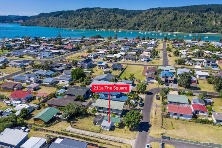 211a The Square Whangamata_21