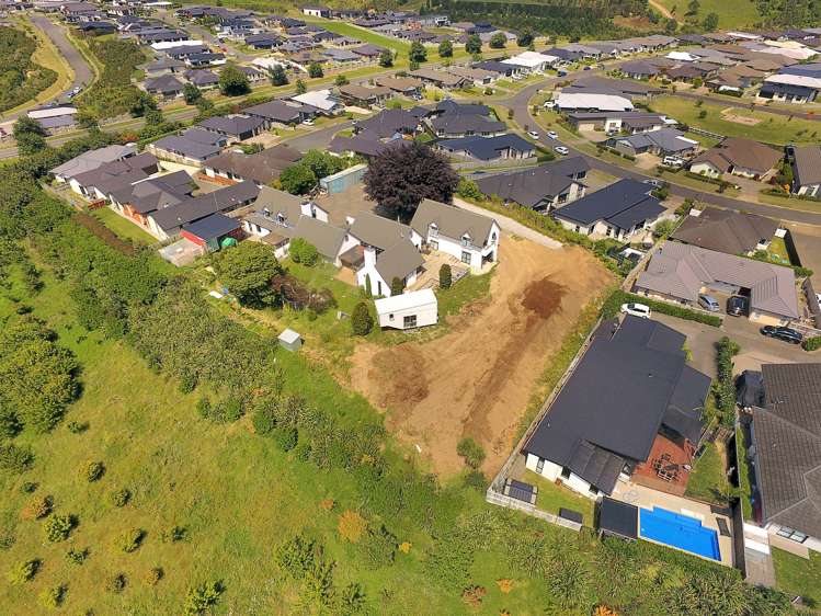 92 Puhirake Crescent Pyes Pa_7