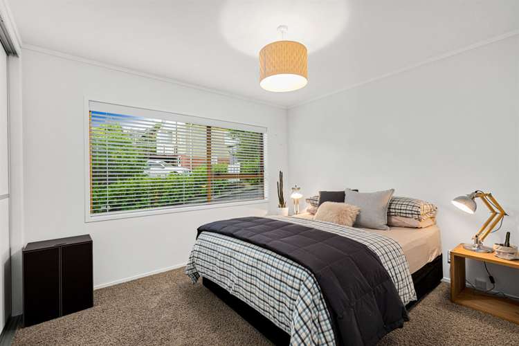 2/34 Heathcote Road Castor Bay_7