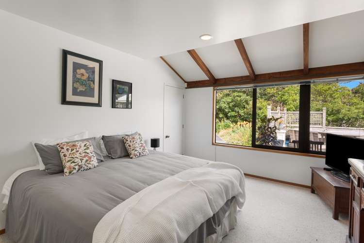 2 Queens View Road Russell_18