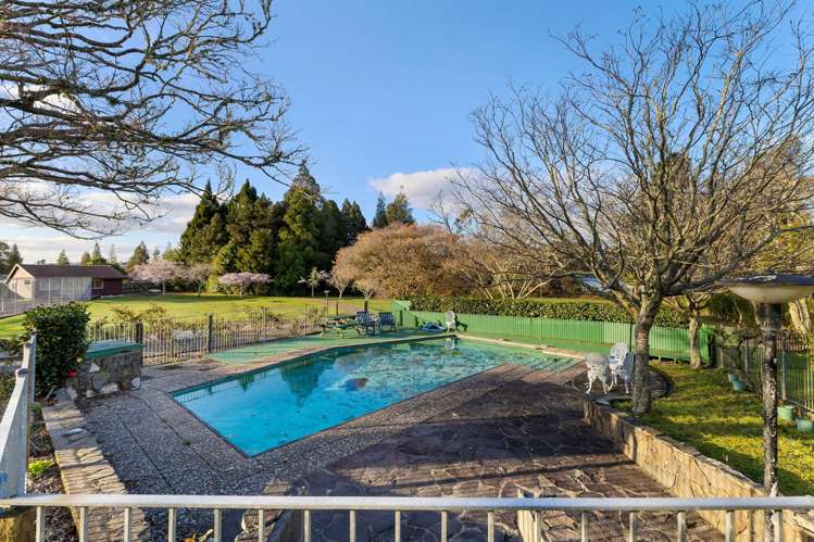 144 Lake Crescent Hamilton Lake_17