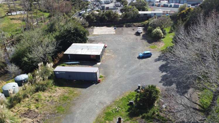 2 Horseshoe Bush Road Dairy Flat_3