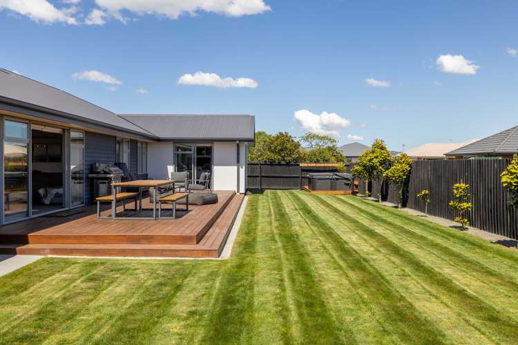 21 Flaxon Place Burwood_20